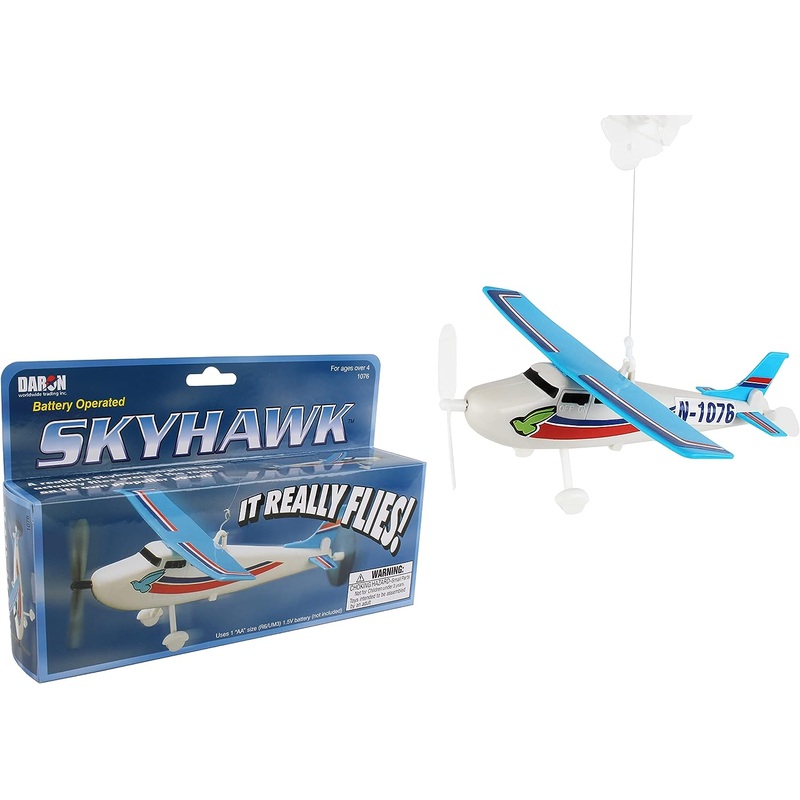 Flying Skyhawk on String