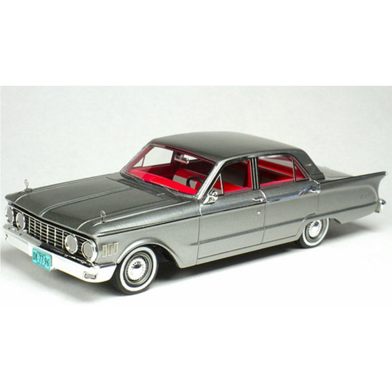1/43 1961 Mercury Comet Gray