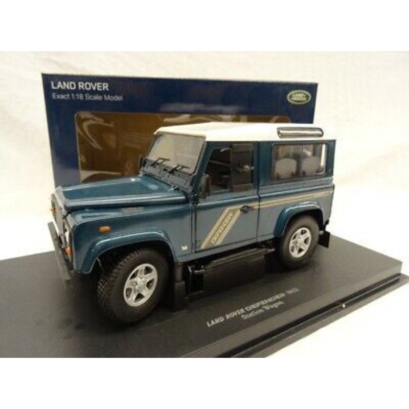 Universal Hobbies - 1/18 Landrover Defender 90 Tdi S/Wagon (Caymen Blue)