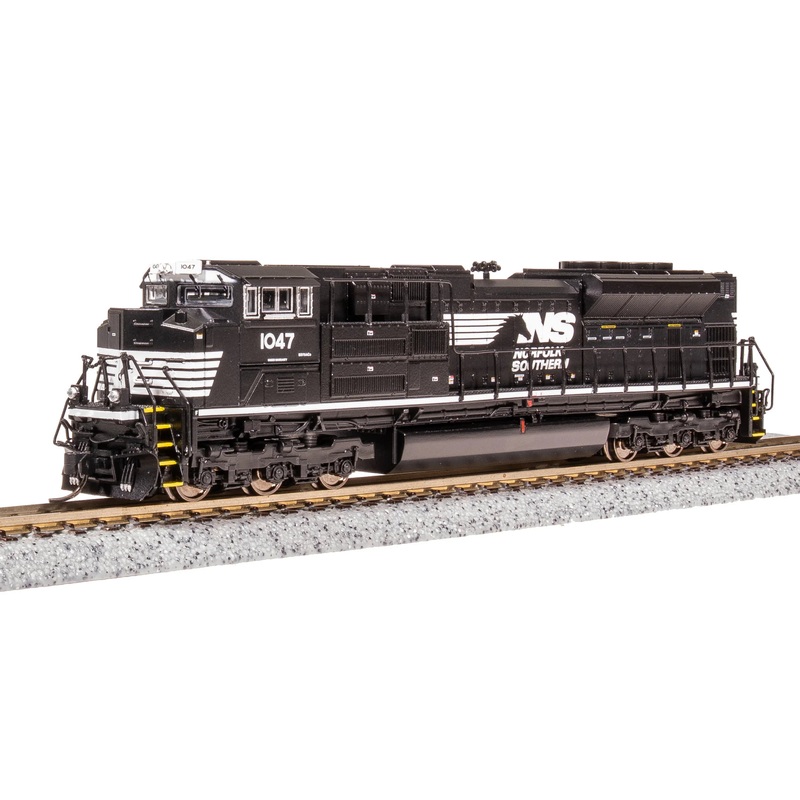 BLI 8411 N Scale EMD SD70ACe Diesel Norfolk Southern NS 1055 Paragon4