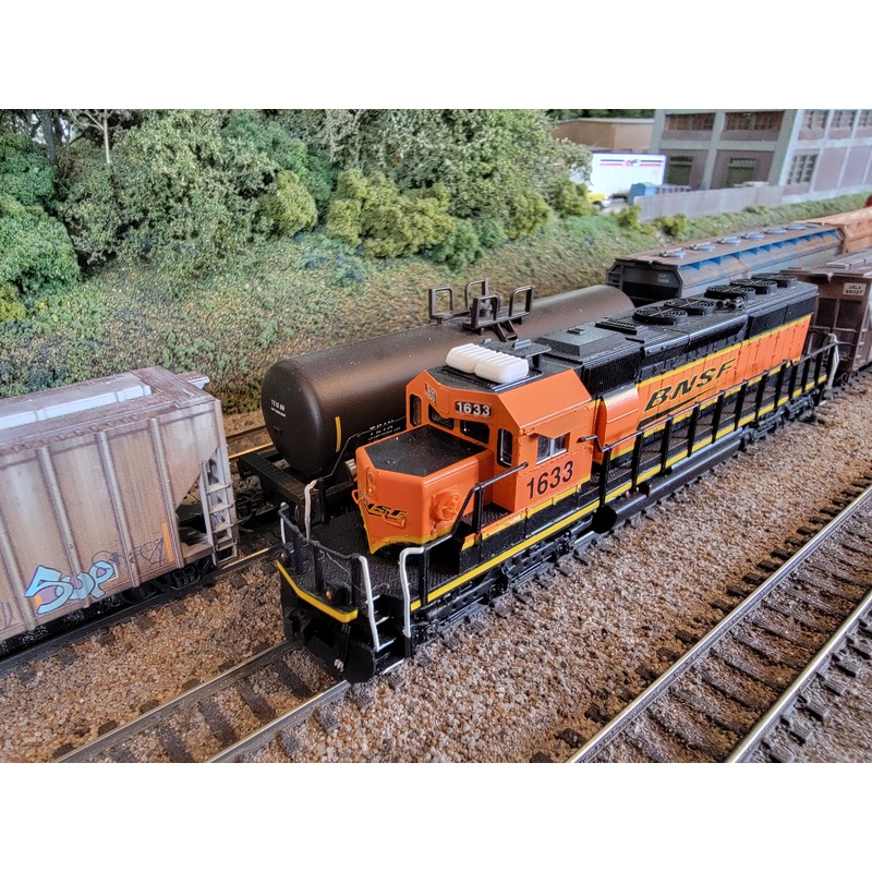 Kato N Scale EMD SD40-2 BNSF 1923 - Detailed Custom Numbered