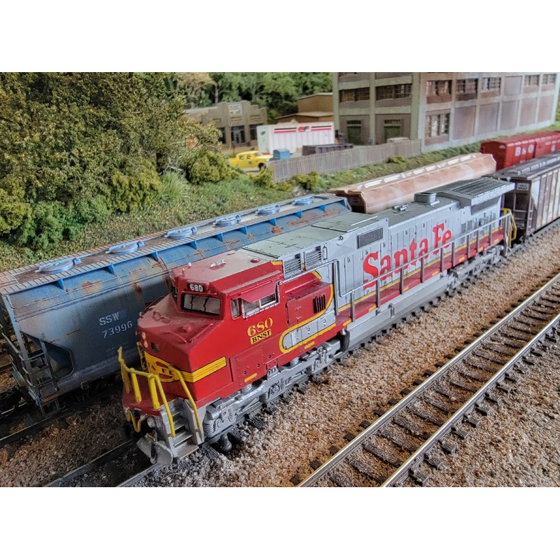 Kato N Scale GE C44-9W Dash-9 BNSF 680 - Weathered Custom Numbered